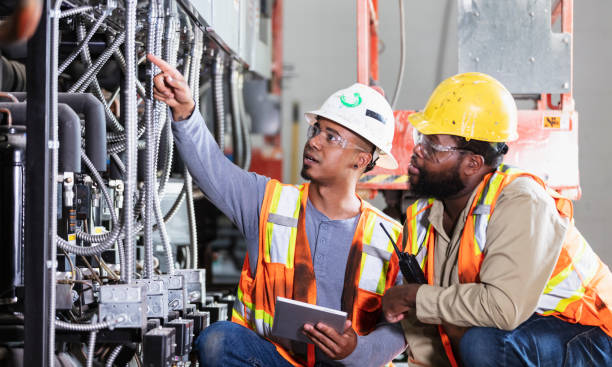 Best Electrical Contractors for Businesses  in Hollywood, FL